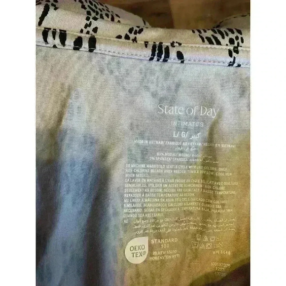 2 Pc State of Day Short Sleeves and‎ Short Sleepwear Animal Print Size L - Picture 5 of 6